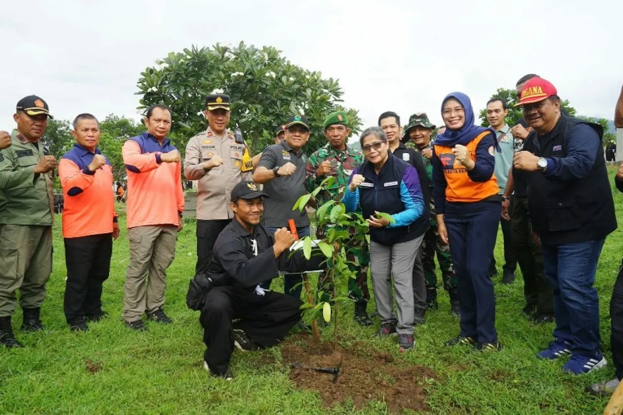 Kolaborasi Tanam Pohon BPBD Jatim Berlanjut ke Kabupaten Magetan, Kota Kediri dan Situbondo
