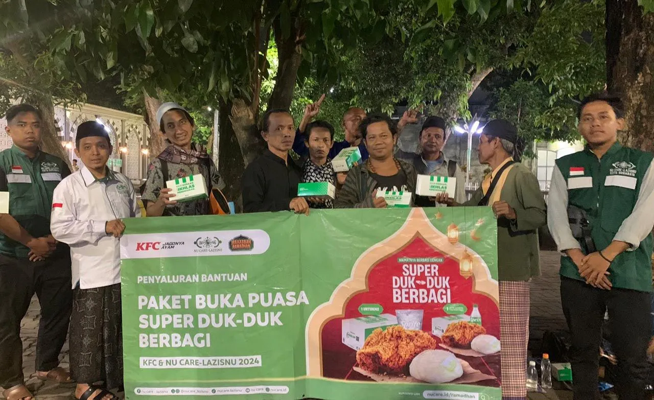 LAZISNU Surabaya Salurkan 300 Paket Makanan Siap Saji untuk Panti Asuhan, Pesantren dan Musafir