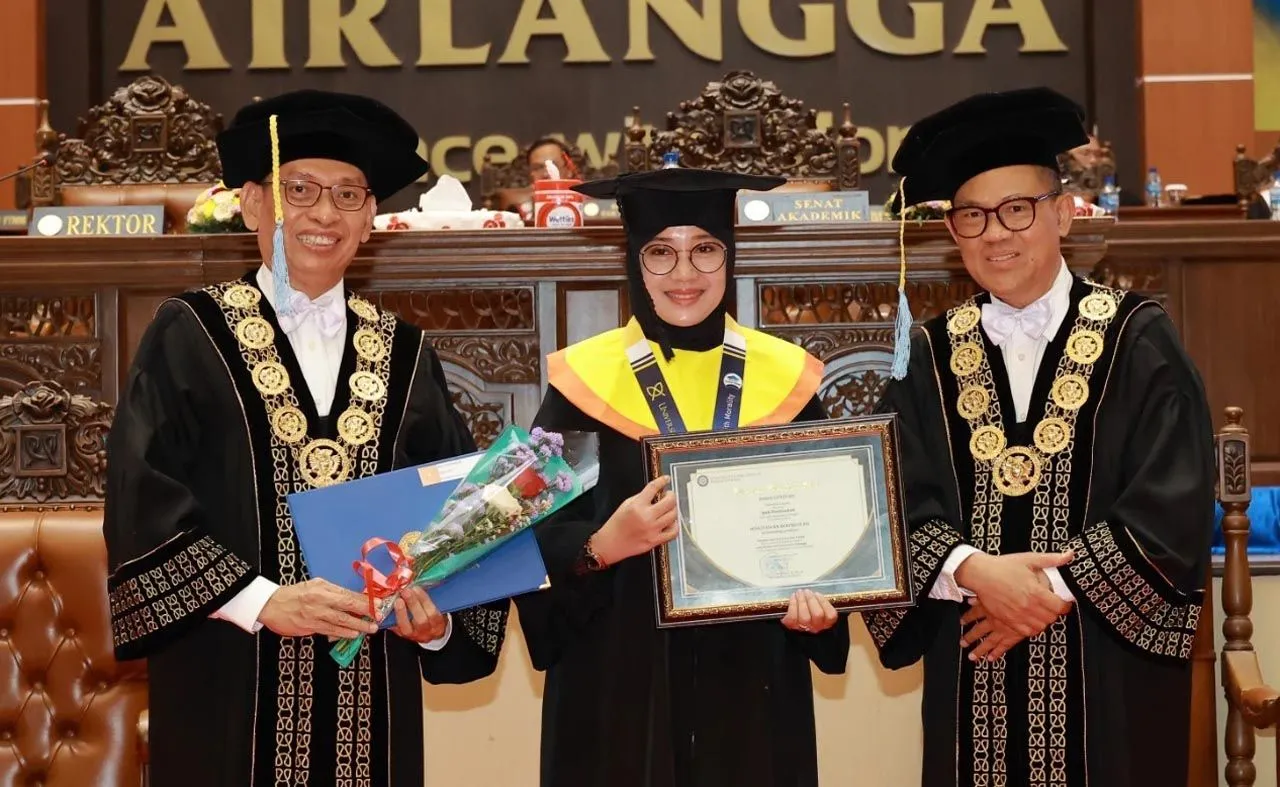 Selesaikan Pendidikan di UNAIR, Bupati Banyuwangi Suarakan Pentingnya Pendidikan