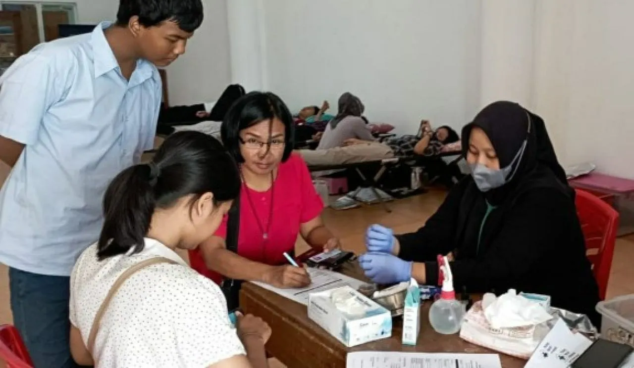 Jemaat Gereja Regina Pacis Magetan Donor Darah, Topang Muslim Puasa Ramadhan