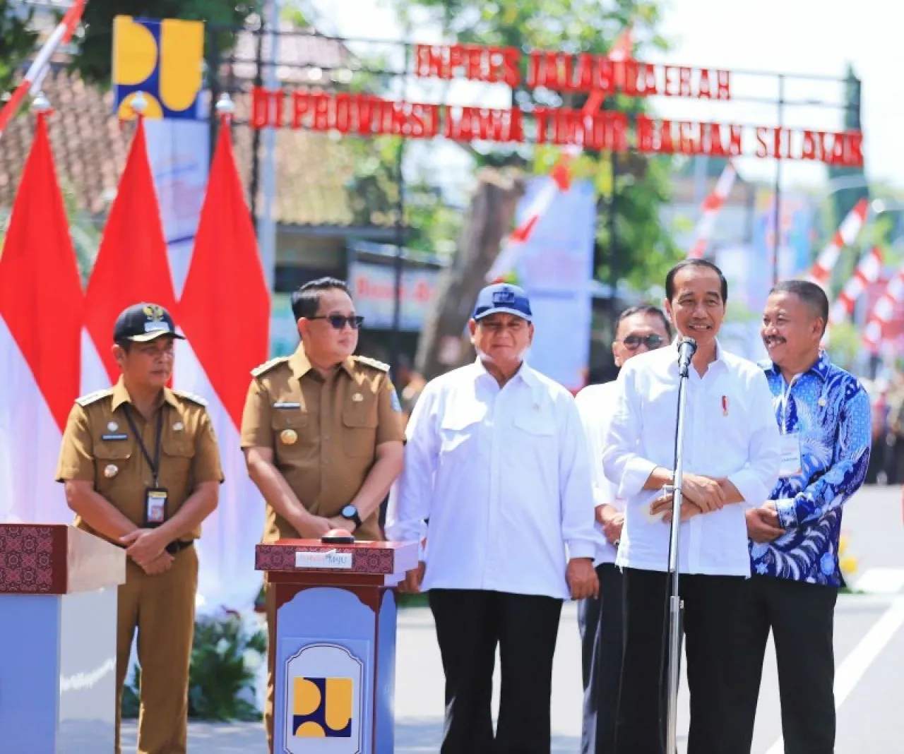 Presiden Jokowi Resmikan Inpres Jalan Daerah Jatim Bagian Selatan