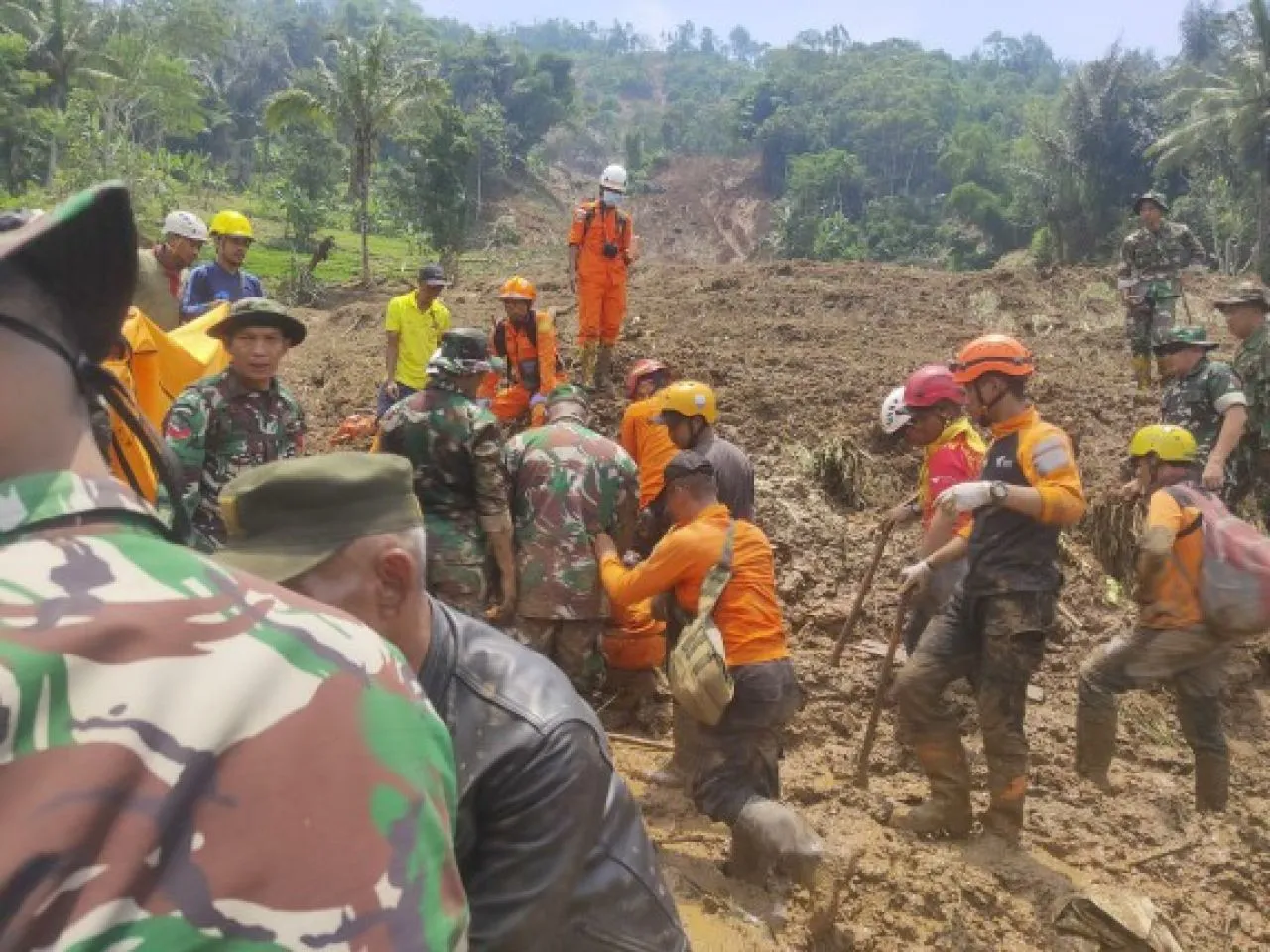 Longsor Bandung Barat, 7 Orang Hilang, Tiga Meninggal Dunia