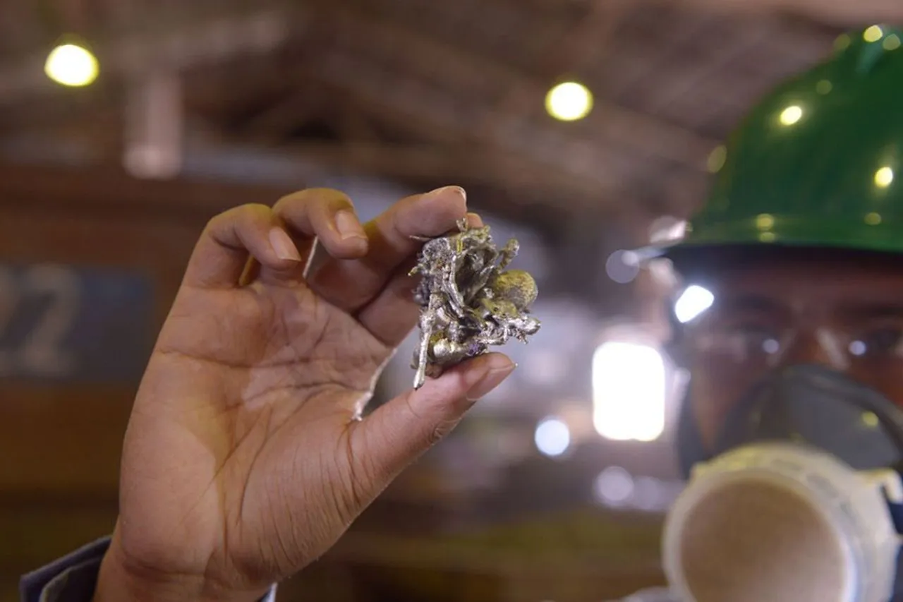 Indonesia Produsen Nikel Terbesar di Dunia