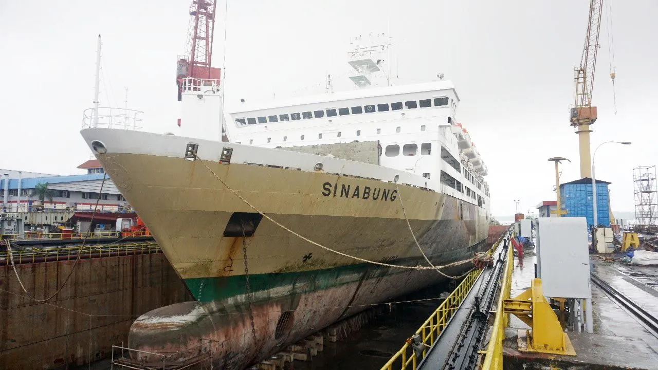 PT PAL Indonesia Gerak Cepat Rampungkan Perbaikan Kapal Komersial