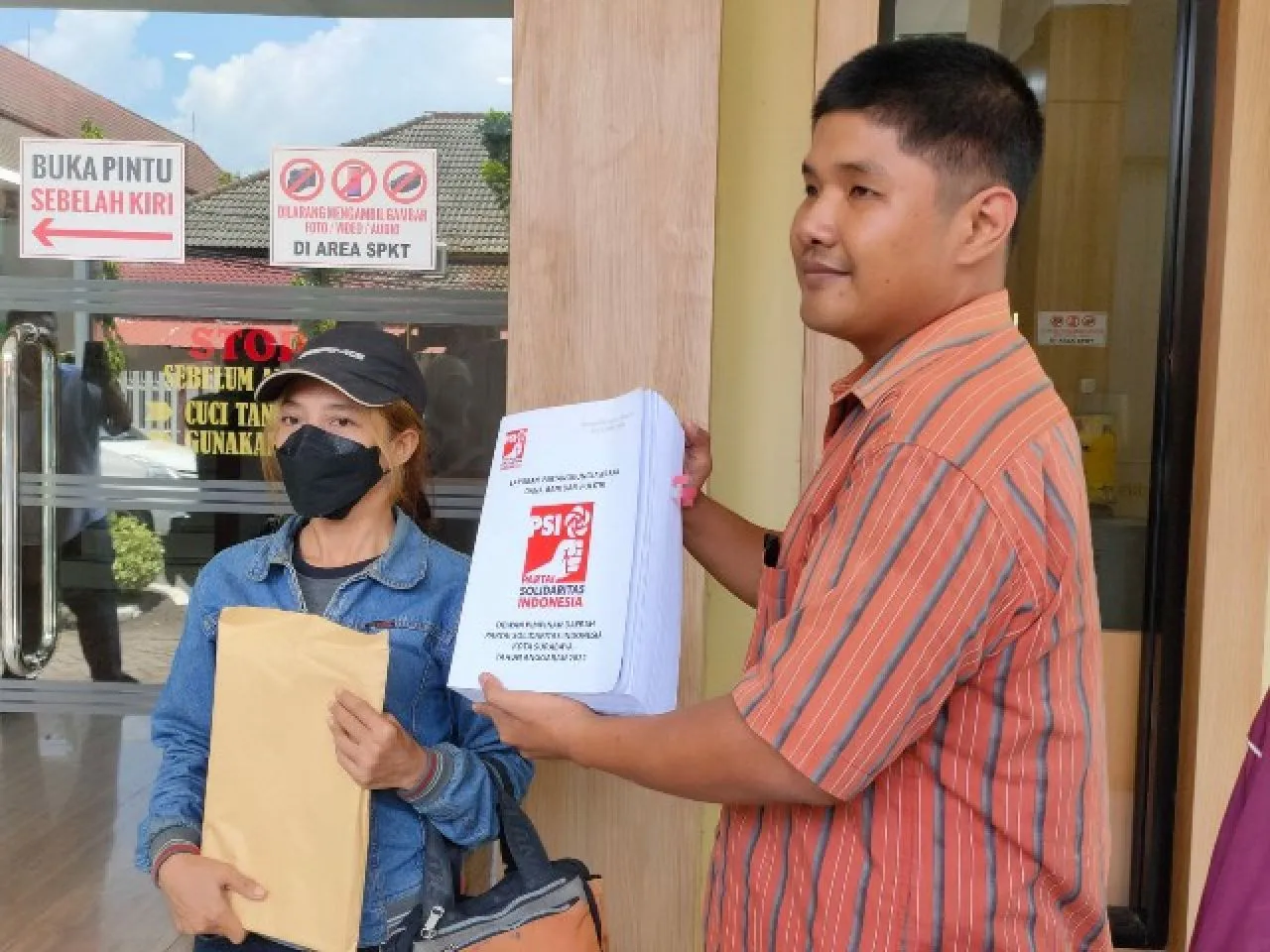 Dugaan Penyelewengan Dana Bantuan Politik Rp 800 Juta 