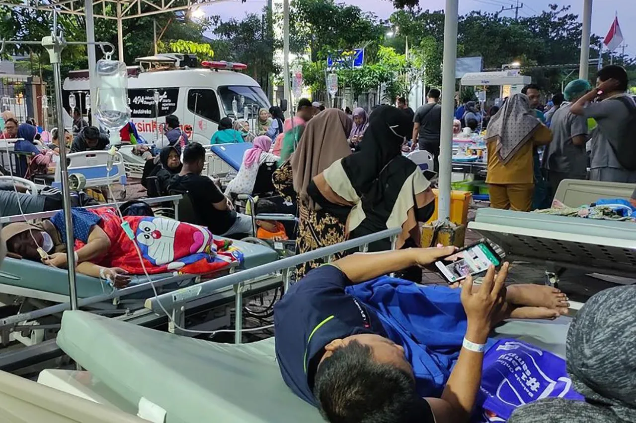 Ini Dampak Gempa Tuban, Evakuasi Pasien RS Unair dan Kerusakan Bangunan di Surabaya