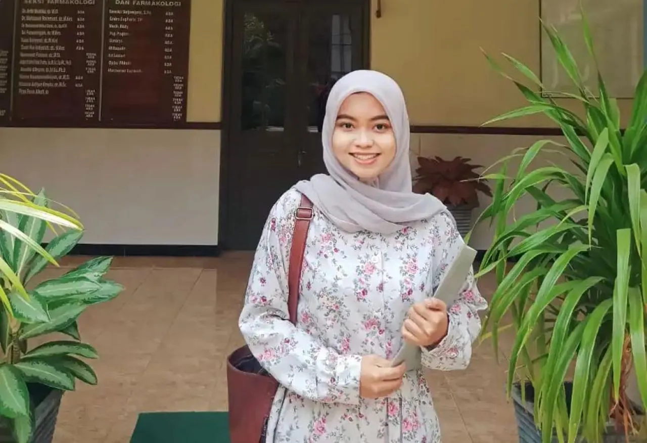 Satila Zalianty Zen Raih Juara III Esai Nasional