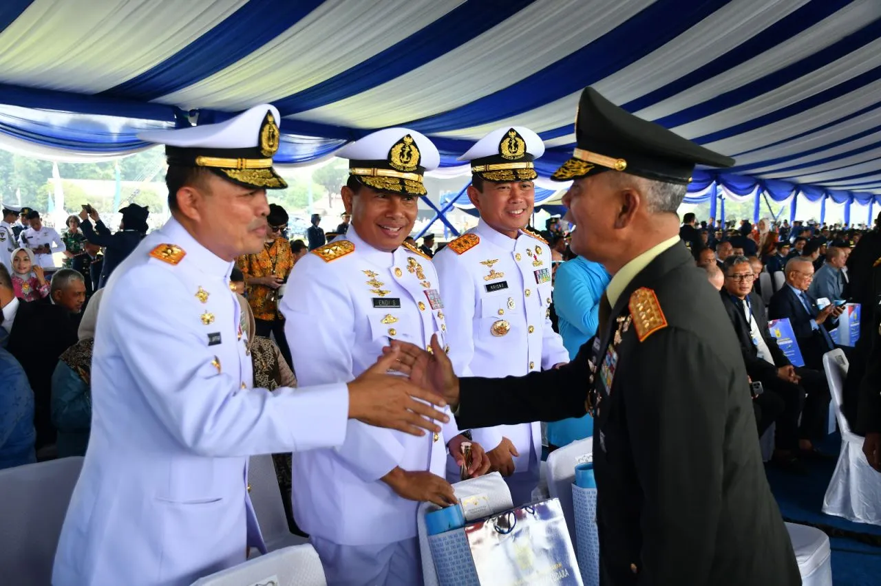 Dipimpin Panglima TNl, Komandan Puspenerbal Hadiri Sertijab KSAU