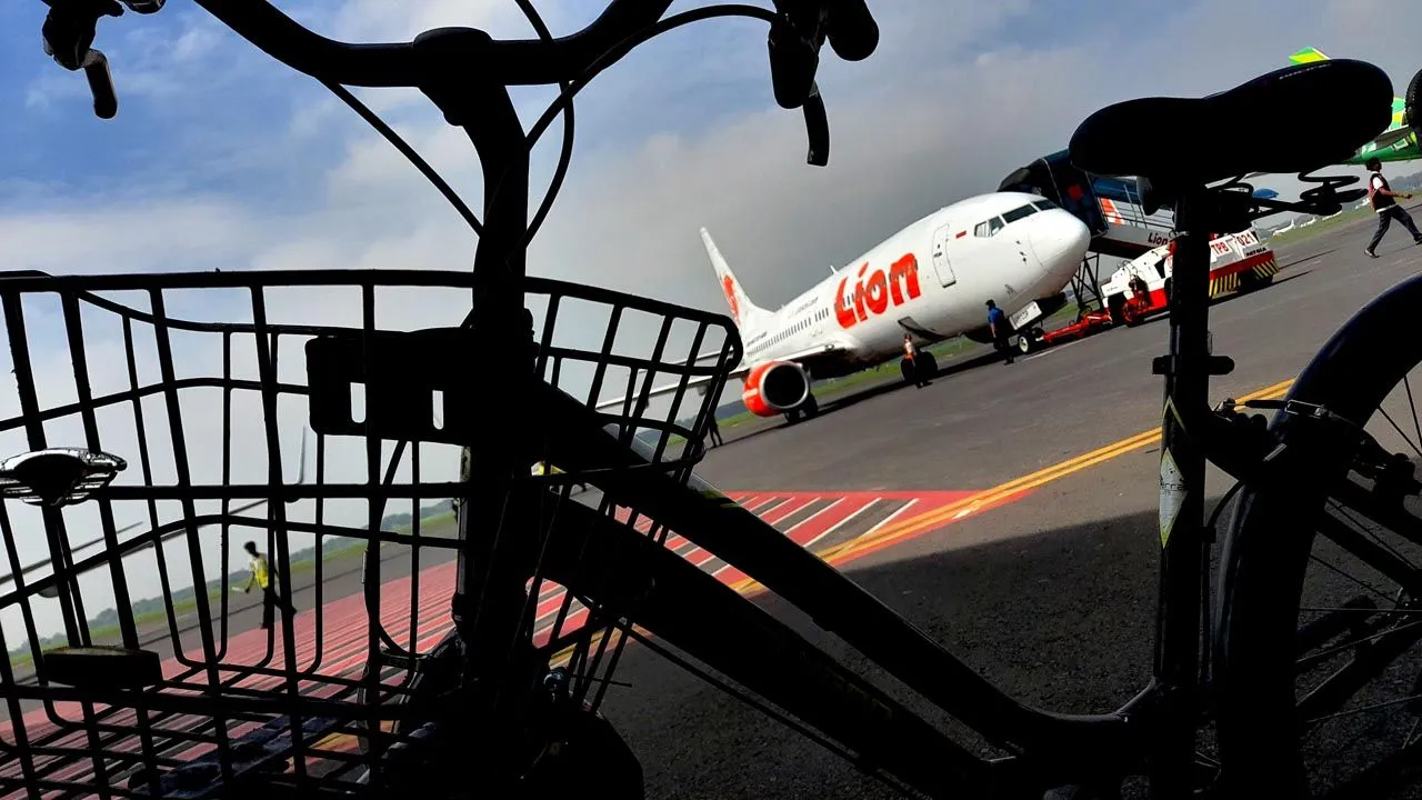 Lion Group Batalkan Penerbangan dari dan ke Manado