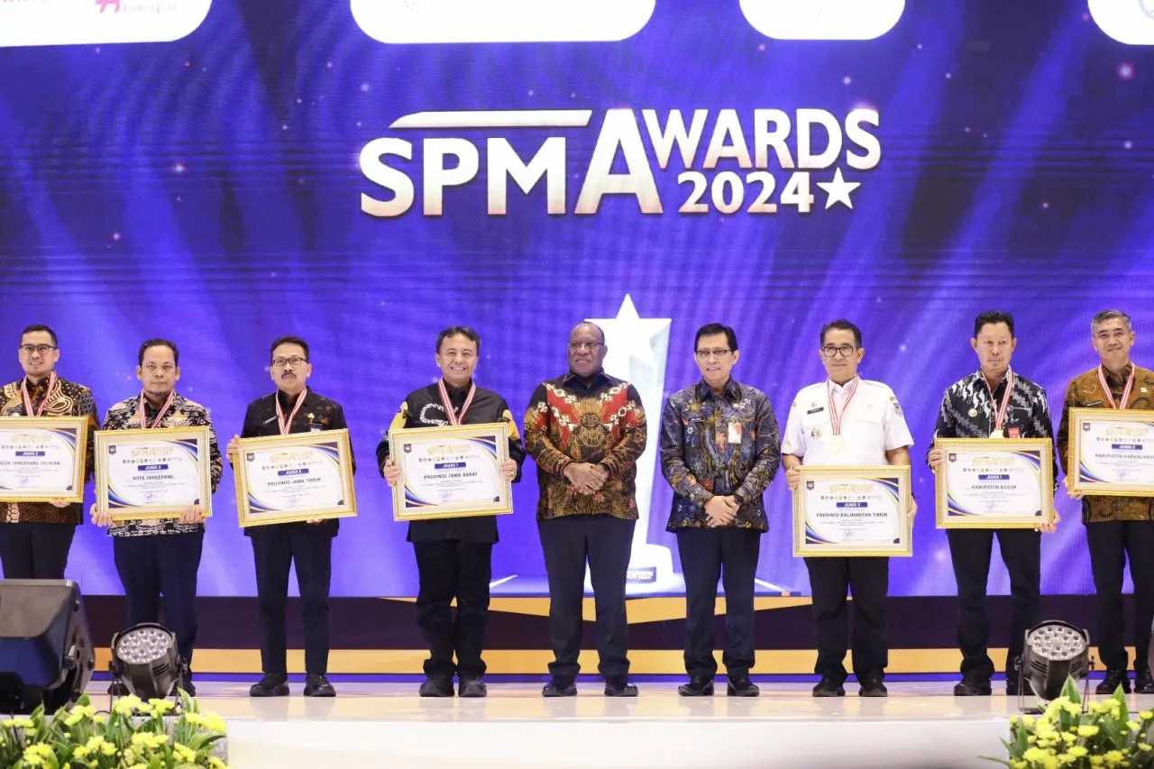 Jatim Raih Penghargaan SPM Awards 2024, Pj. Gubernur Adhy: Jadi Motivasi dan Cambuk