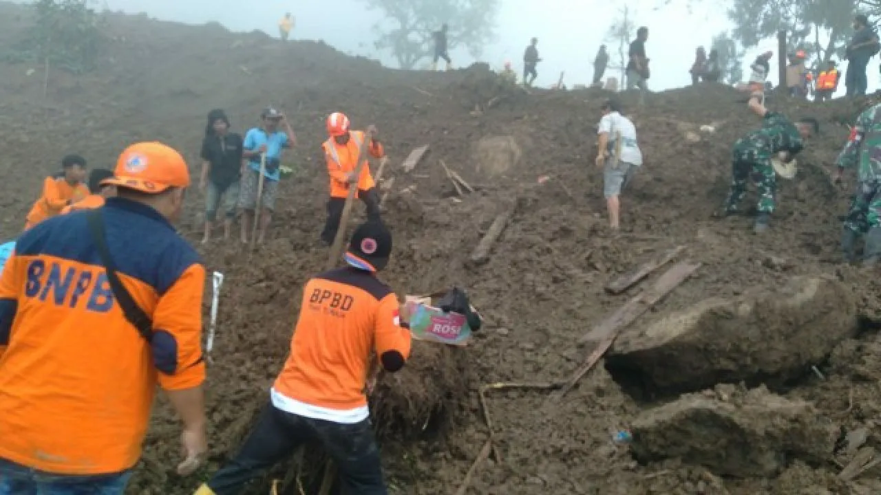 Tanah Longsor Tana Toraja, Tim Gabungan Temukan 20 Korban