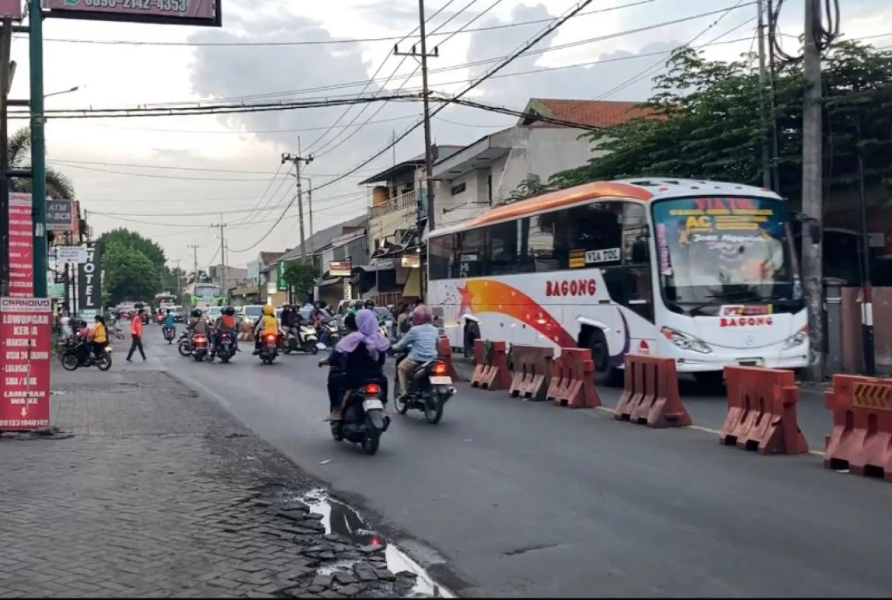 Bus Kerap Sebabkan Macet di Medaeng Sidoarjo, Ini Kata Kepala Terminal Purabaya