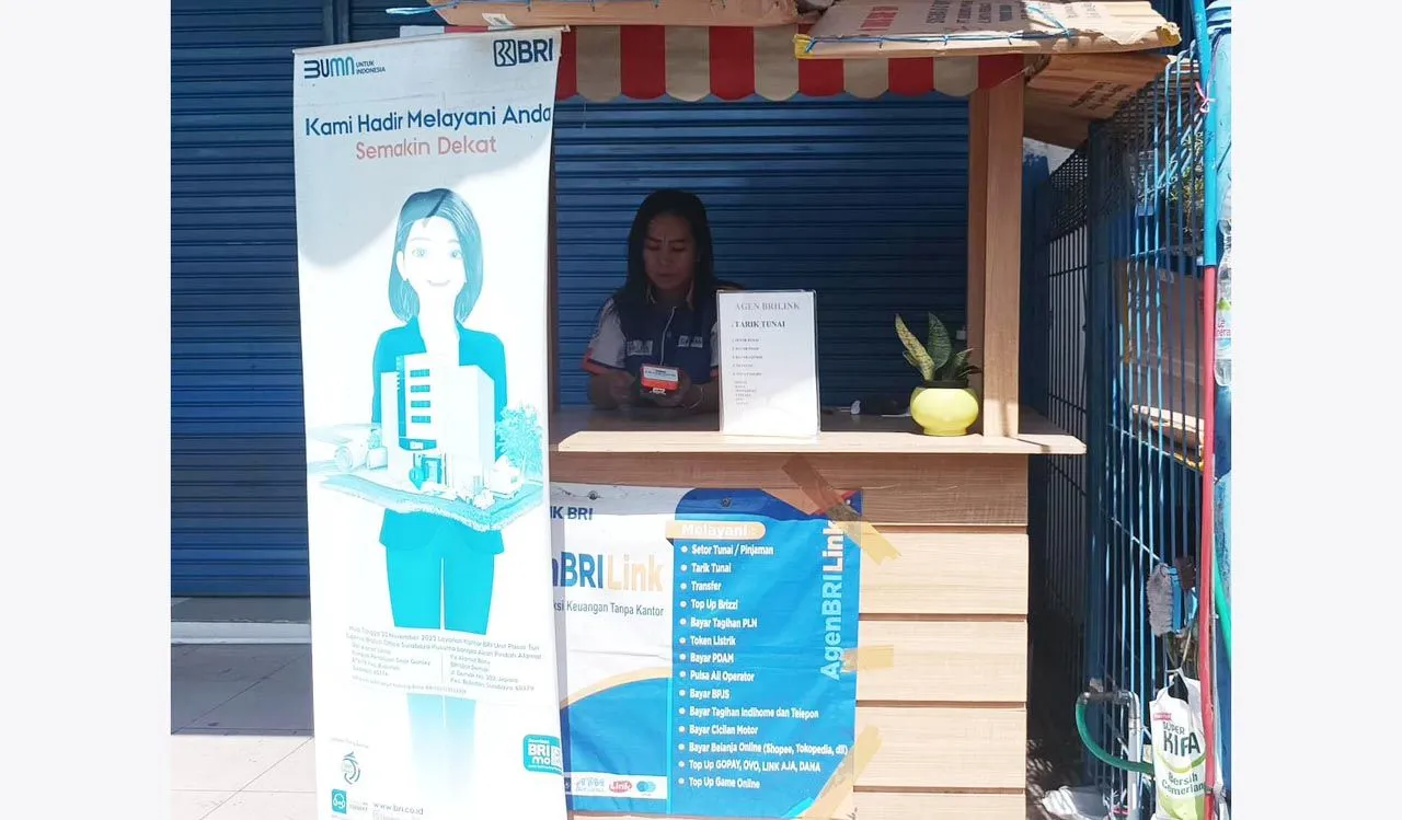 Agen Brilink BO Kusuma Bangsa Buka Booth Brilink di Depan Kantor BRI Unit Pasar Turi Surabaya