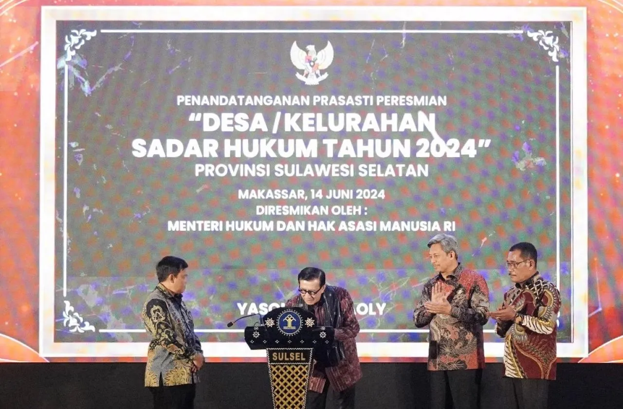 Resmikan Desa/Kelurahan Sadar Hukum di Sulsel, Yasonna: Dukung Iklim Investasi