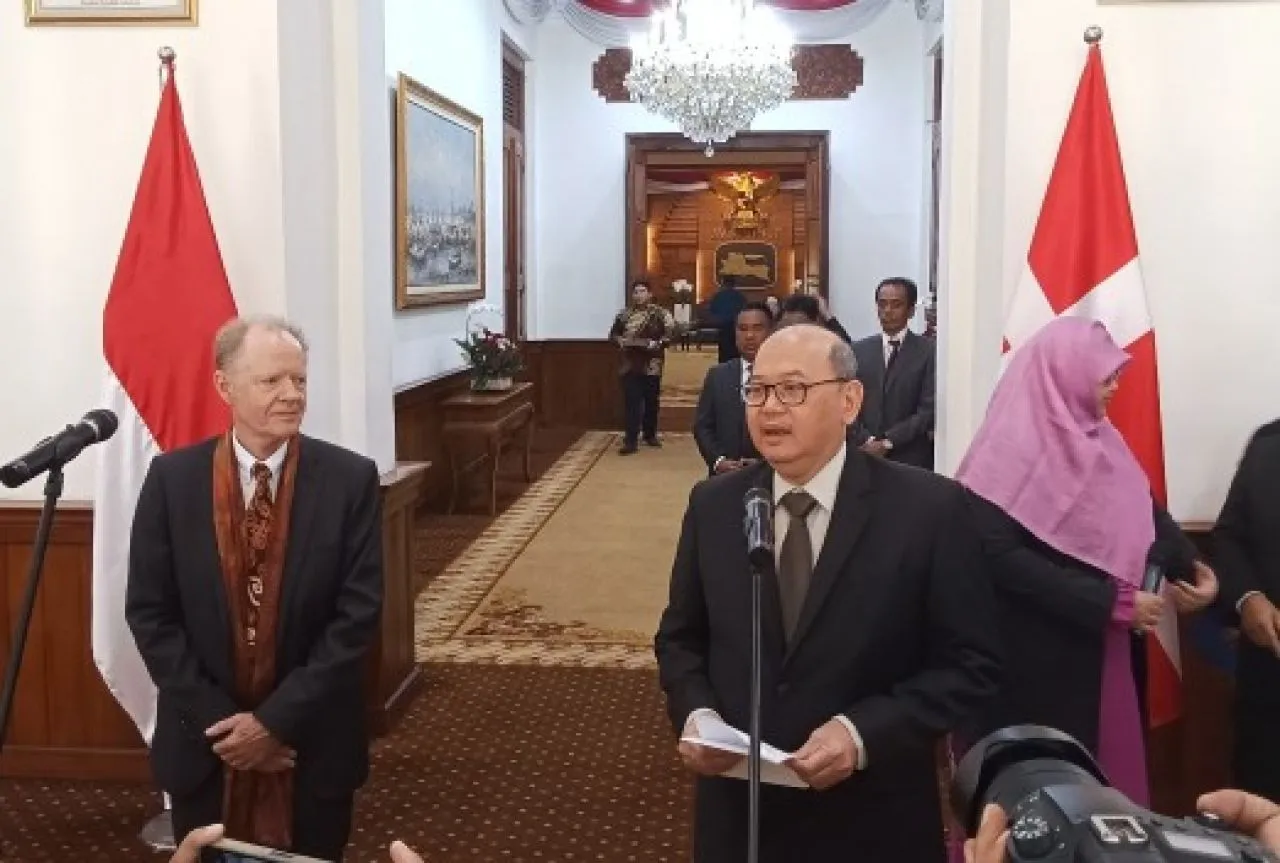 Pj. Sekdaprov Jatim Bahas Kerjasama Bidang Perkapalan, Perikanan, dan Energi Terbarukan