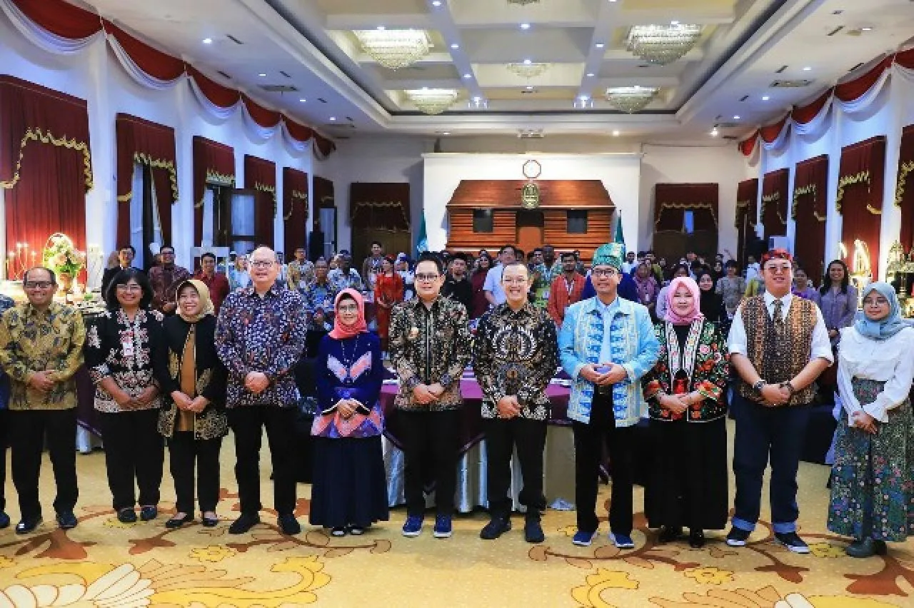 Sambut Hangat Peserta The 4th Summer School dari 19 Negara, Pj. Gubernur Adhy Ajak Nikmati Keindahan Jatim