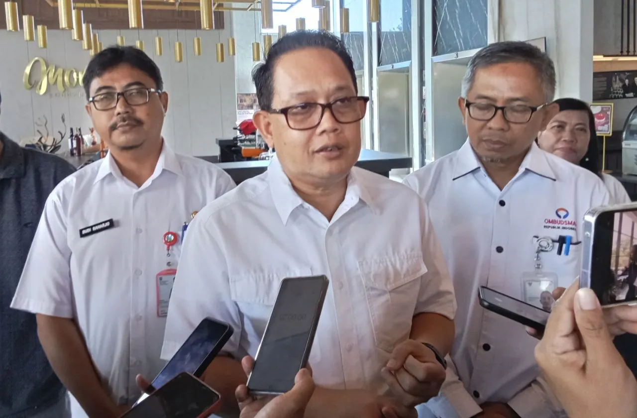 Pj. Gubernur Adhy Targetkan Seluruh Kab/Kota Jatim Raih Penilaian Tertinggi Pelayanan Publik dari Ombudsman