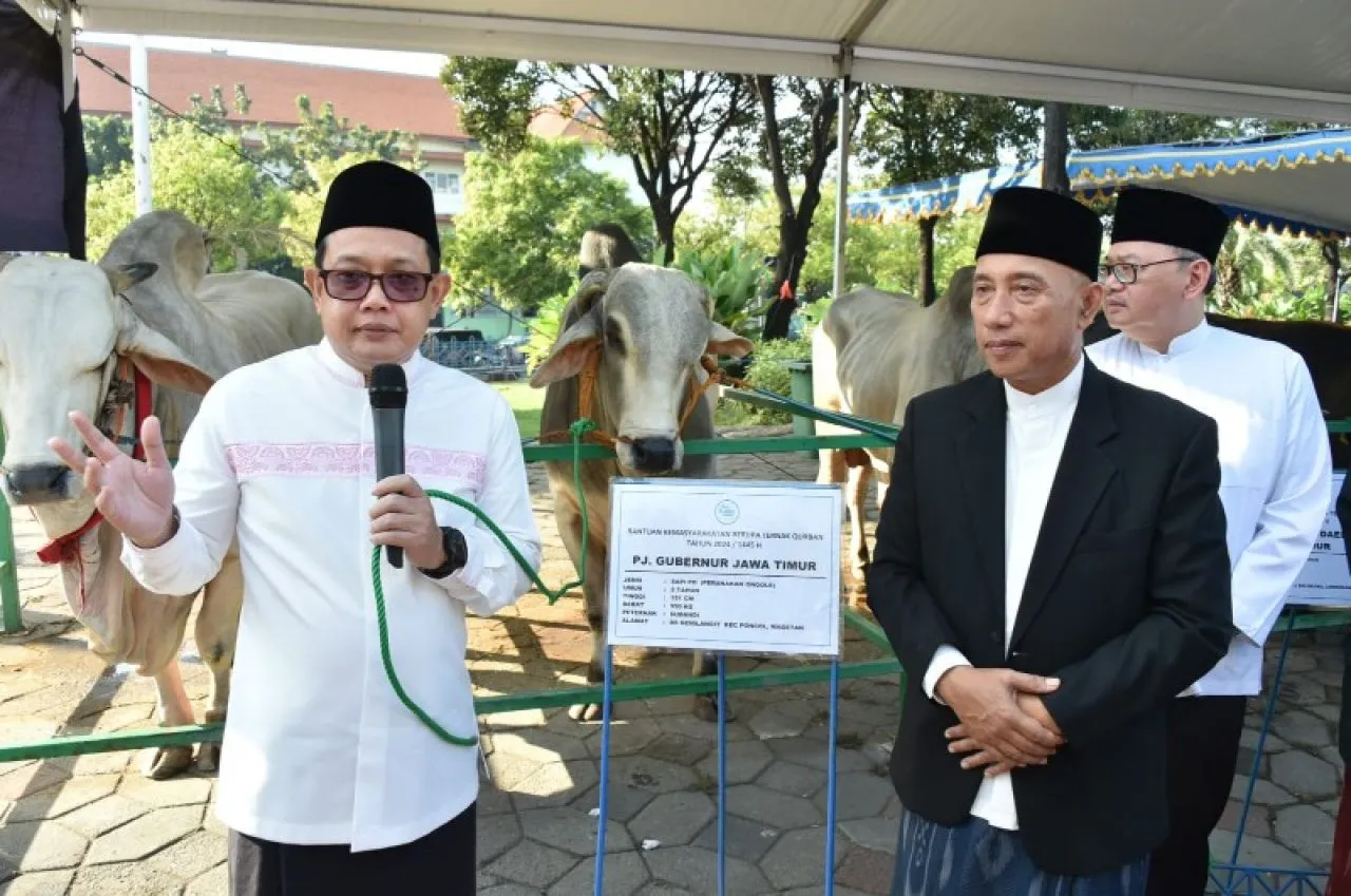 Pj Gubernur Adhy: Ekonomi Membaik Seiring Peningkatan Kesalehan Sosial Masyarakat