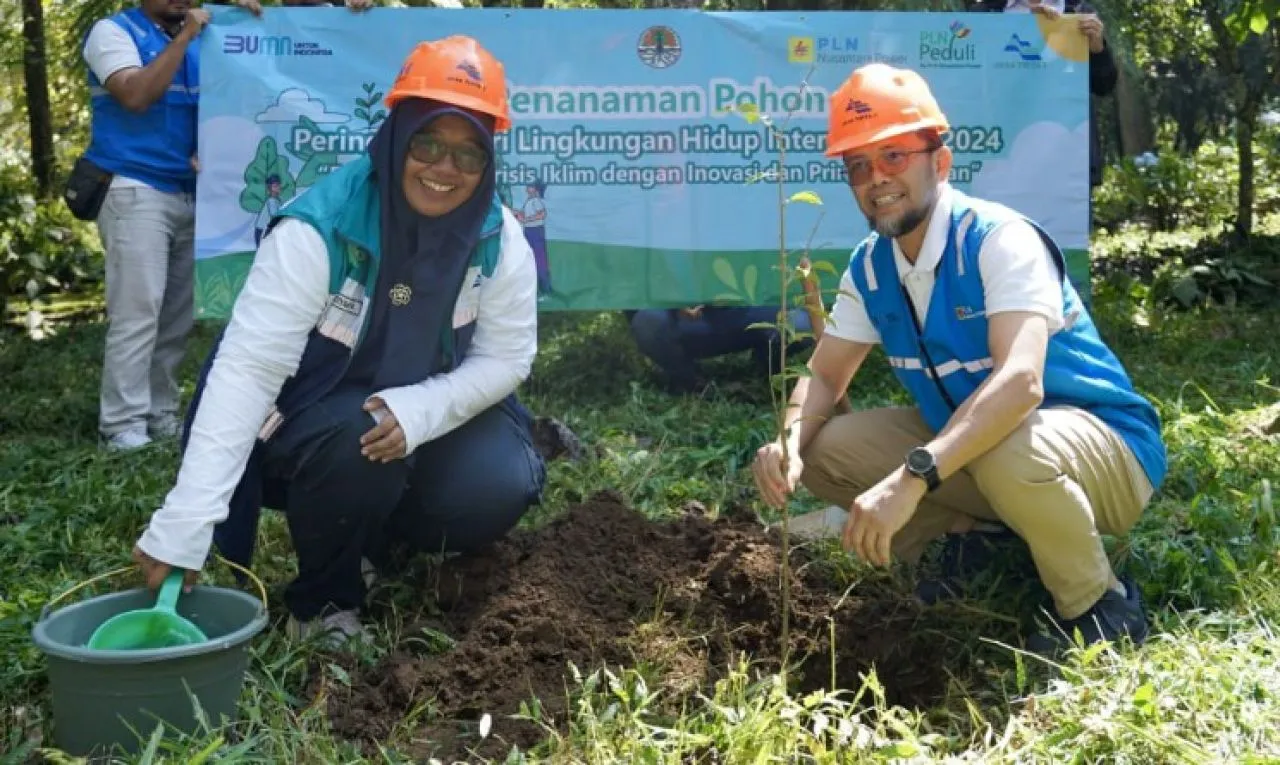 PLN Nusantara Power Tanam 80 Ribu Pohon di DAS Brantas