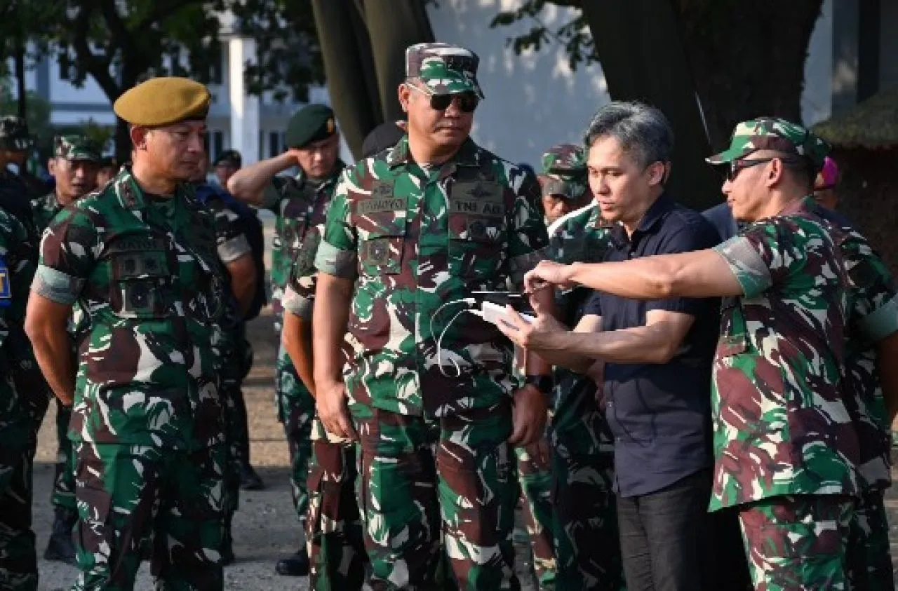 Tinjau Latihan di Baluran Wakasad disambut Kasdam V/Brawijaya