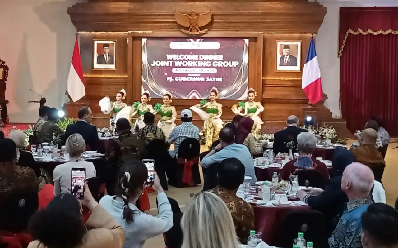 Pj. Gubernur Adhy Kenalkan Keindahan Pariwisata Jatim, di Acara JWG Indonesia-Prancis