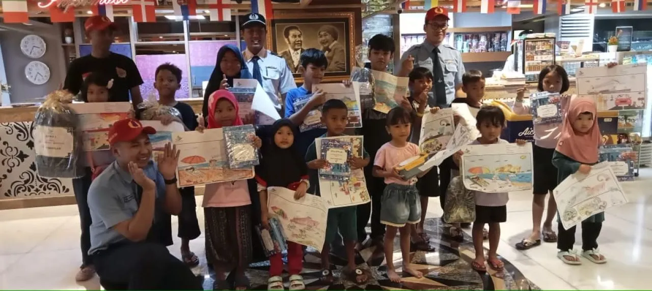 Wow Keren, Anak Anak Penumpang KM Dharma Rucita VIII Bersuka Ria Mengikuti Lomba Menggambar 