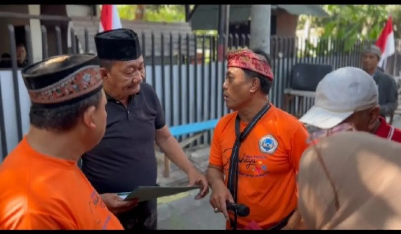 Keseruan Upacara HUT Kemerdekaan ke-79 Ala Pedagang Kaki Lima di Jalur Gaza