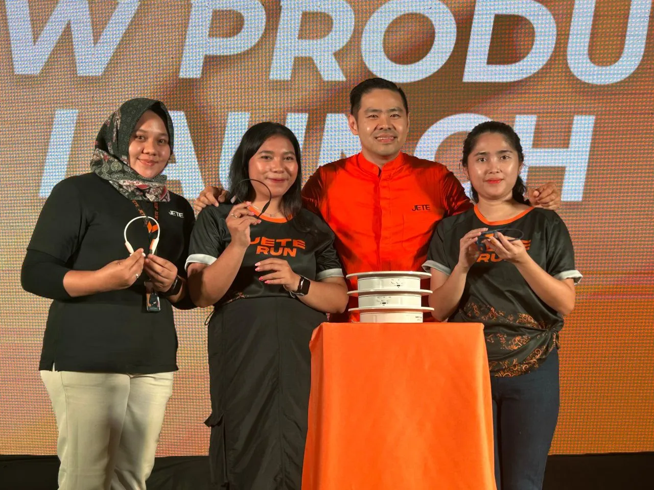 Ribuan Peserta Ramaikan JETE Run 2024 di Surabaya