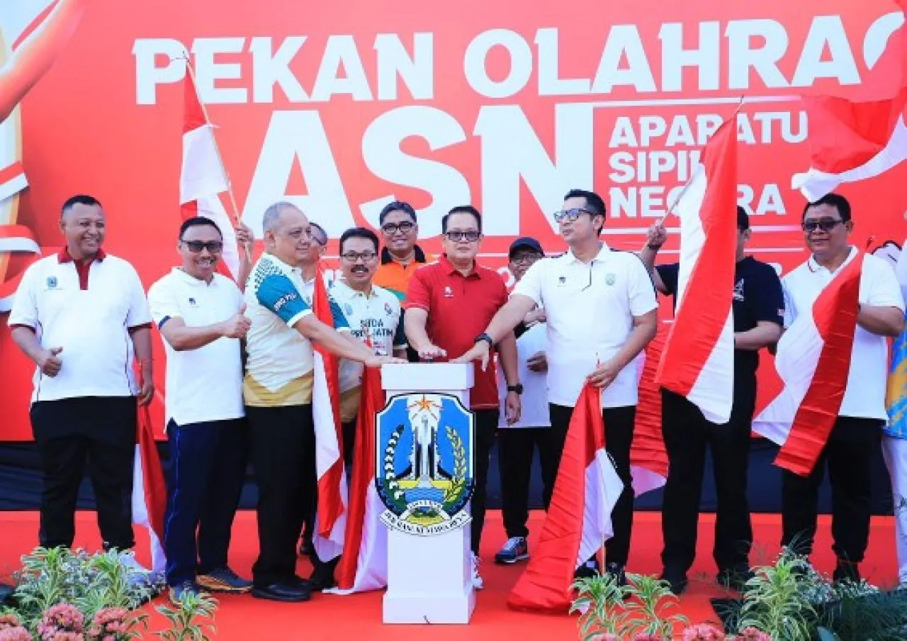 Pj. Gubernur Adhy Pacu Semangat Kebersamaan untuk Tingkatkan Kinerja Pelayanan