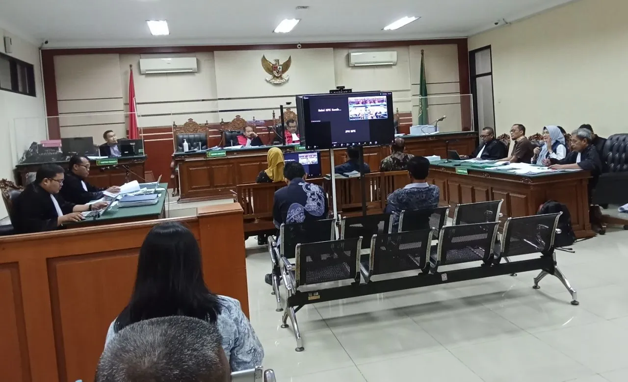 Puput Tantri-Hasan Aminuddin Mentahkan Keterangan Para Saksi