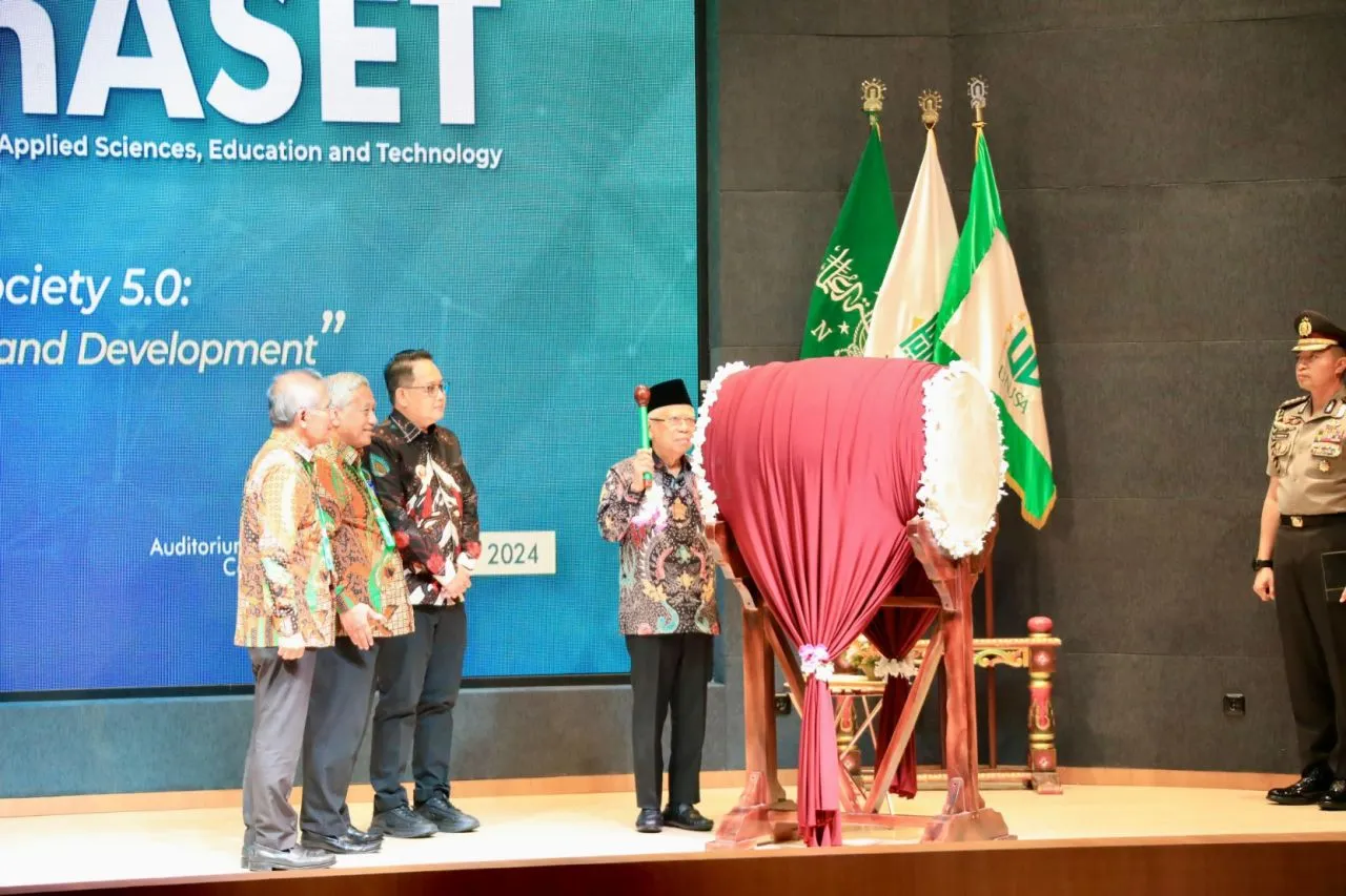 Dampingi Wapres RI Buka iConASET 2024