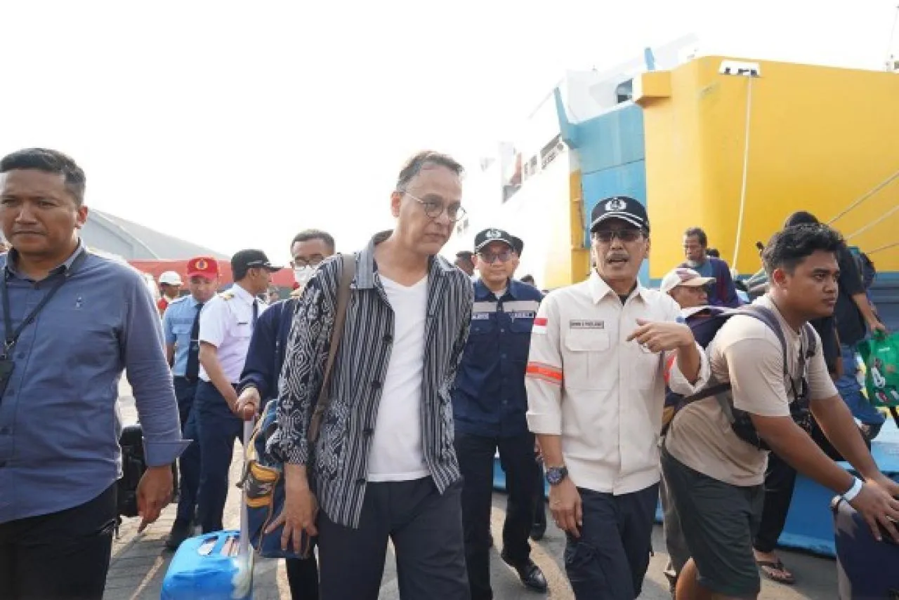 Evakuasi Ratusan Penumpang dari Labuan Bajo, Dua Unit Kapal DLU Tiba di Surabaya