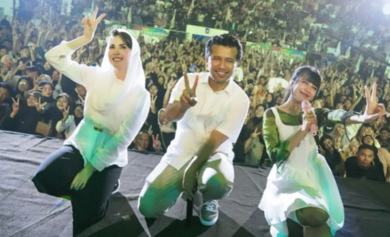 Konser Relawan GOKIL Khofifah-Emil Dibanjiri Gen Z, Emil Ajak Nyoblos Nomer 2, Tidak Golput