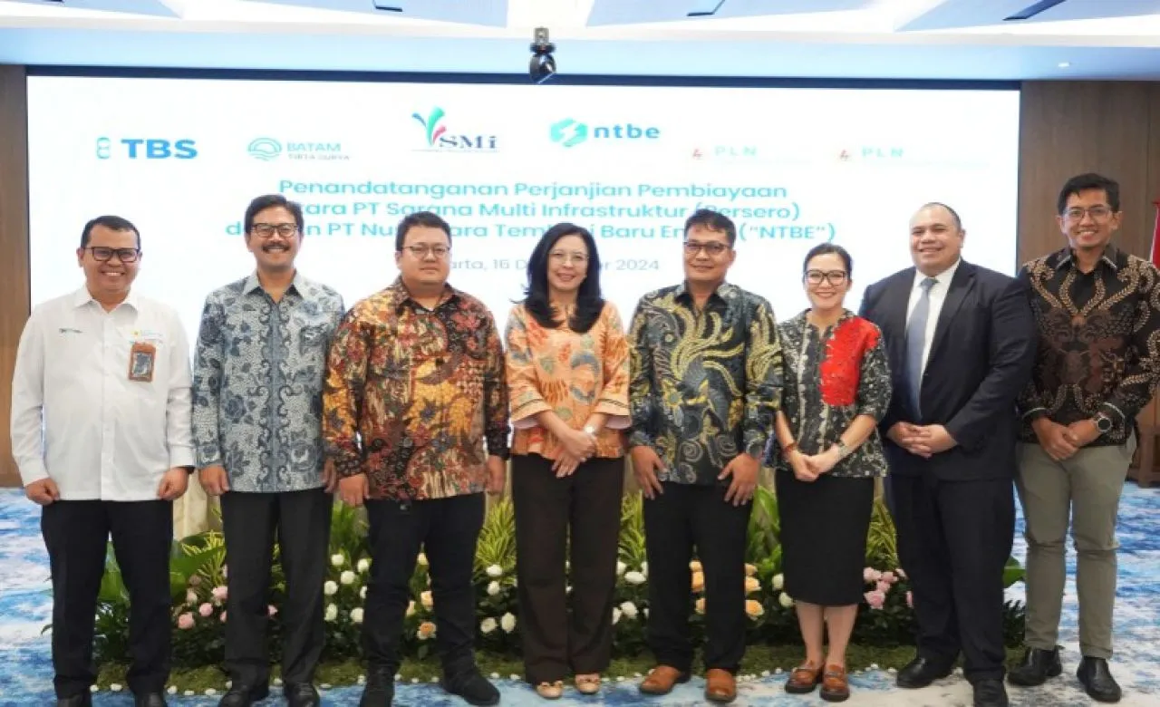 PLN Nusantara Power Raih Pendanaan Proyek PLTS Terapung Tembesi