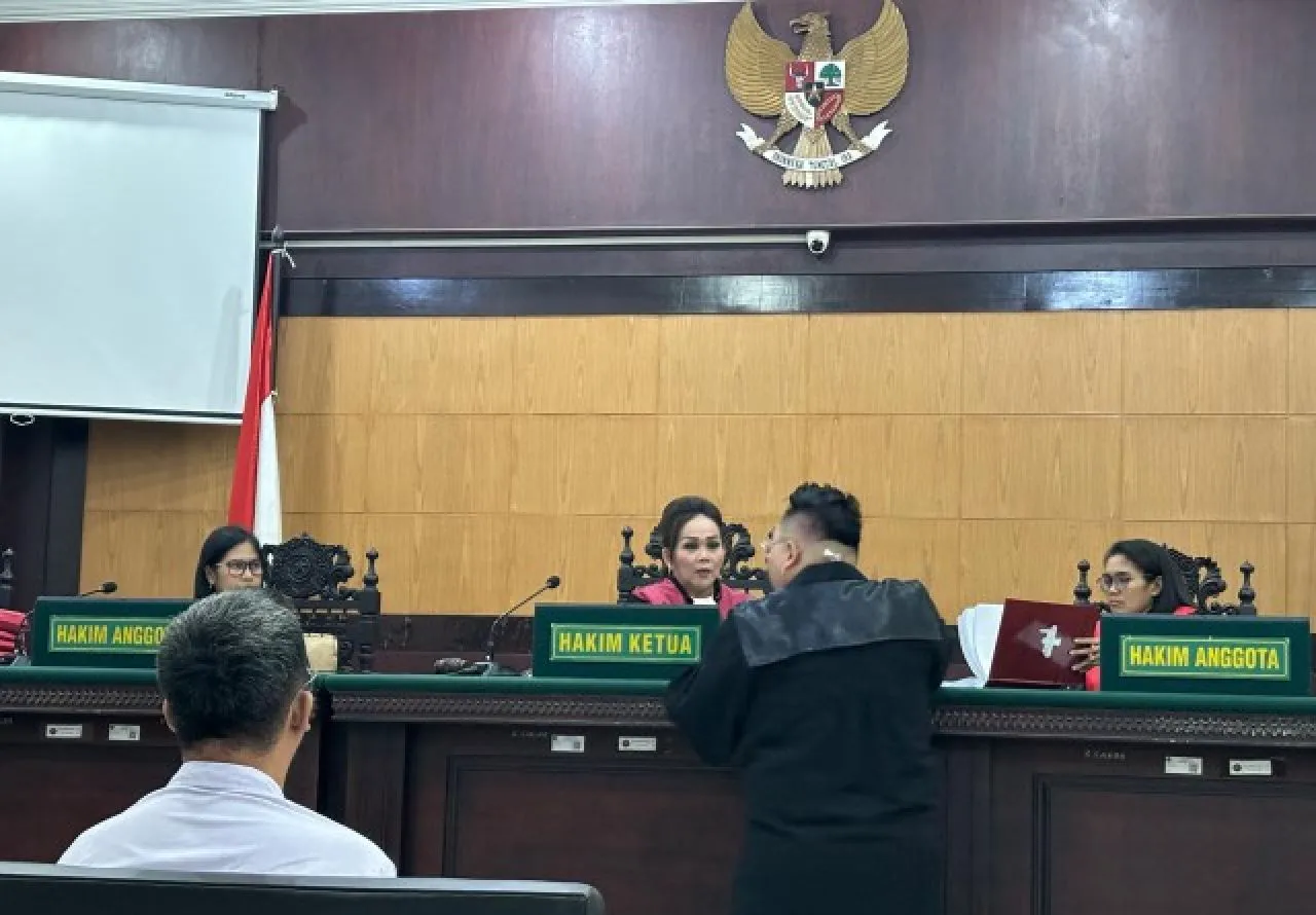 Ibu dan Kakak Kandung Terdakwa Tegaskan Tak Ada Jual Beli Tuntutan