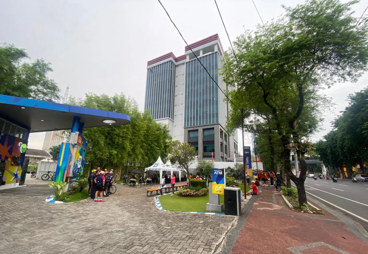 BRI Surabaya Dorong Penggunaan QRIS dengan Program "Tunjungan Loop"