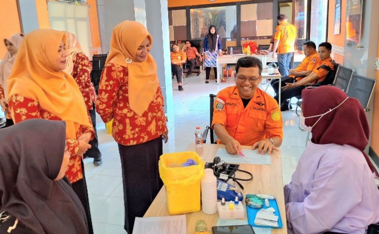 Kolaborasi PMI dan Relawan Kebencanaan, Gelar Donor Darah DWP BPBD Jatim