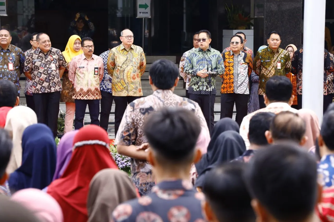 Pj. Gubernur Adhy Dorong ASN Pemprov Jatim Tingkatkan Kinerja di Tahun 2025