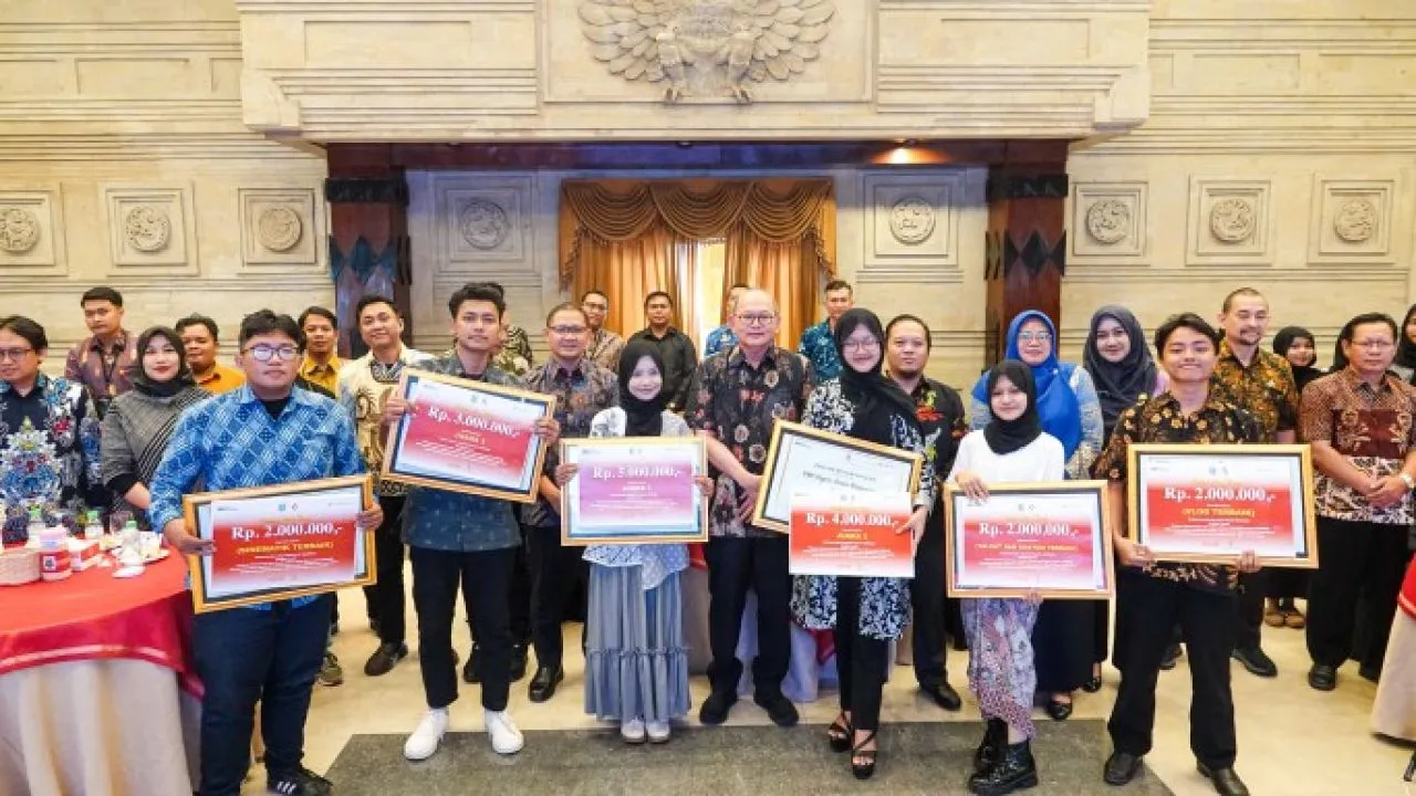 Pj Sekdaprov Jatim Apresiasi Lomba Vlog Perkuat Promosi Pariwisata dan UMKM Jatim