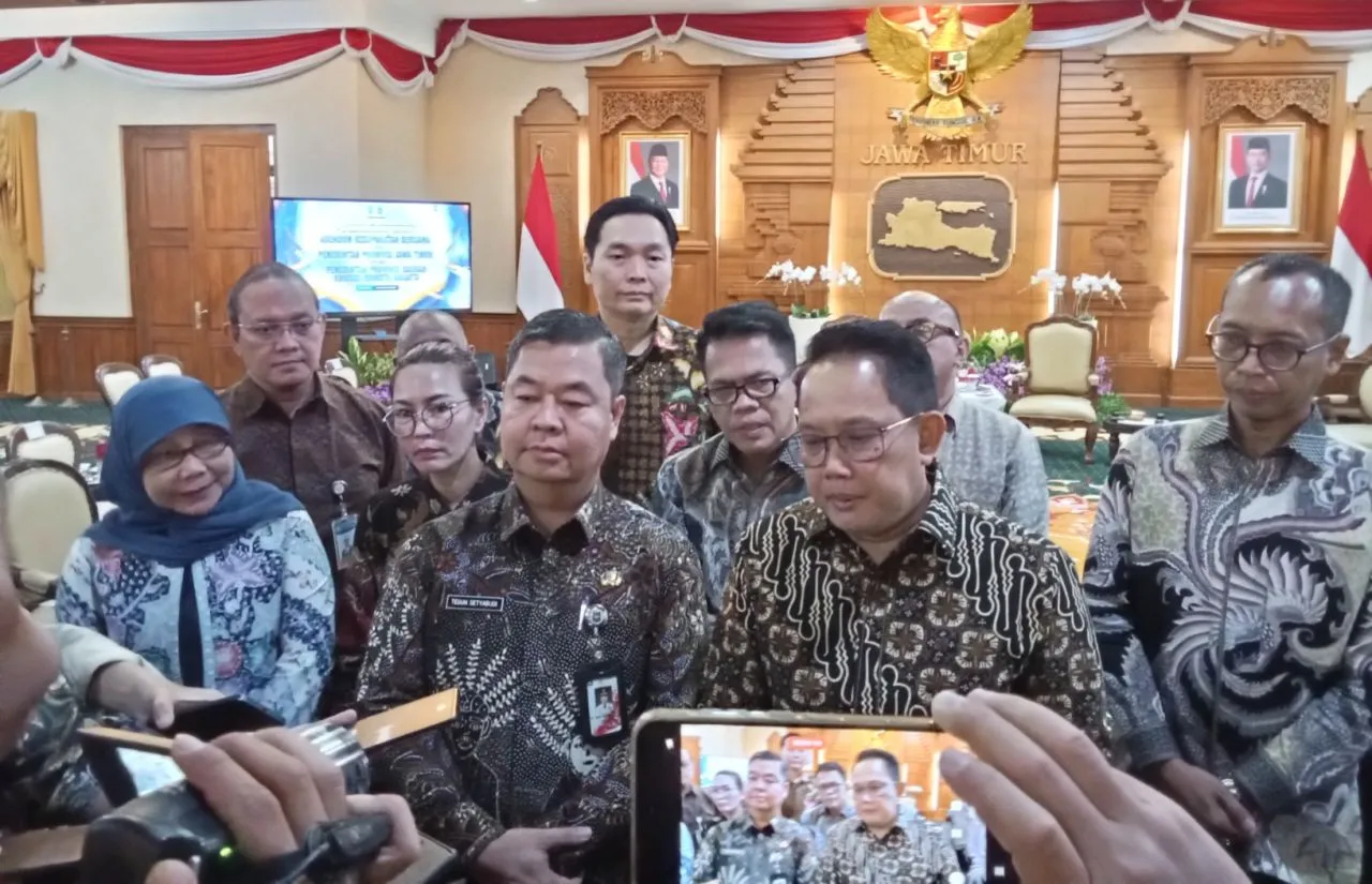 Pemprov Jatim dan DKI Jakarta Tandatangani Adendum Kesepakatan Bersama