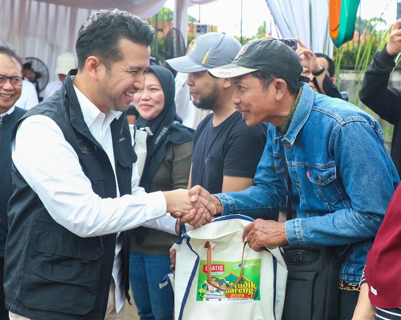 Wagub Emil Berangkatkan 3.120 Peserta Mudik Bareng Gratis Pemprov Jatim 2025 Di Jakarta