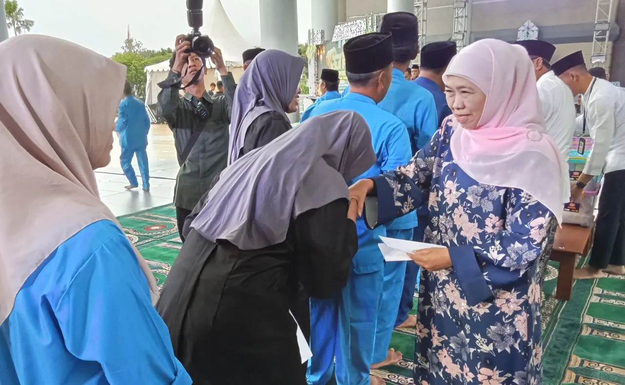 Gubernur Khofifah Undang Masyarakat Jatim Silaturahim ke Gedung Negara Grahadi dan Kediaman