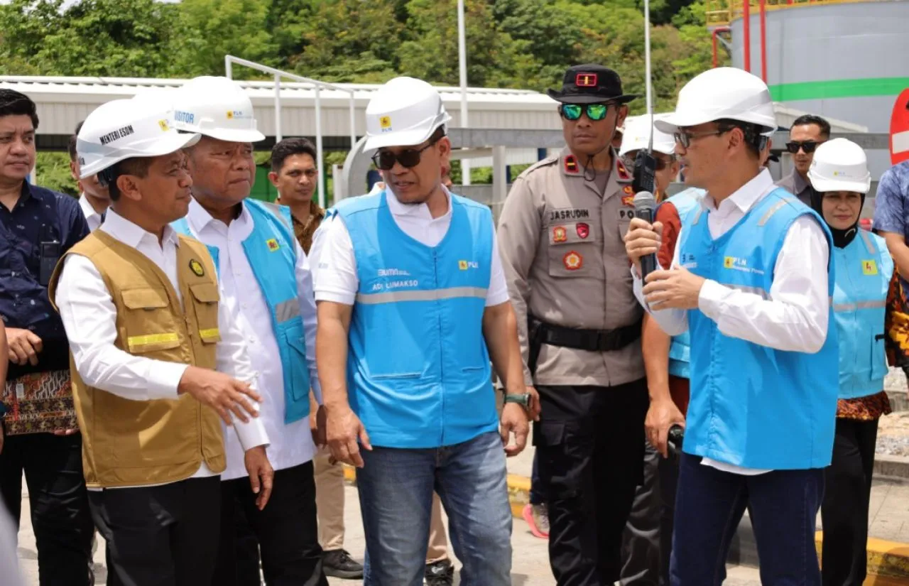 Menteri ESDM Tinjau Kesiapan PLN Nusantara Power PLTMG Baubau