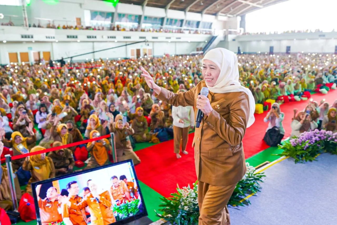 Dihadapan Puluhan Ribu ASN, Gubernur Khofifah - Emil Tekankan Pentingnya Inovasi, Kolaborasi dan Sinergi
