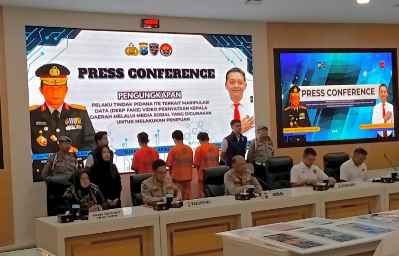 Polda Jatim Tangkap Tersangka Manipulasi Data dan Deepfake Video Kepala Daerah