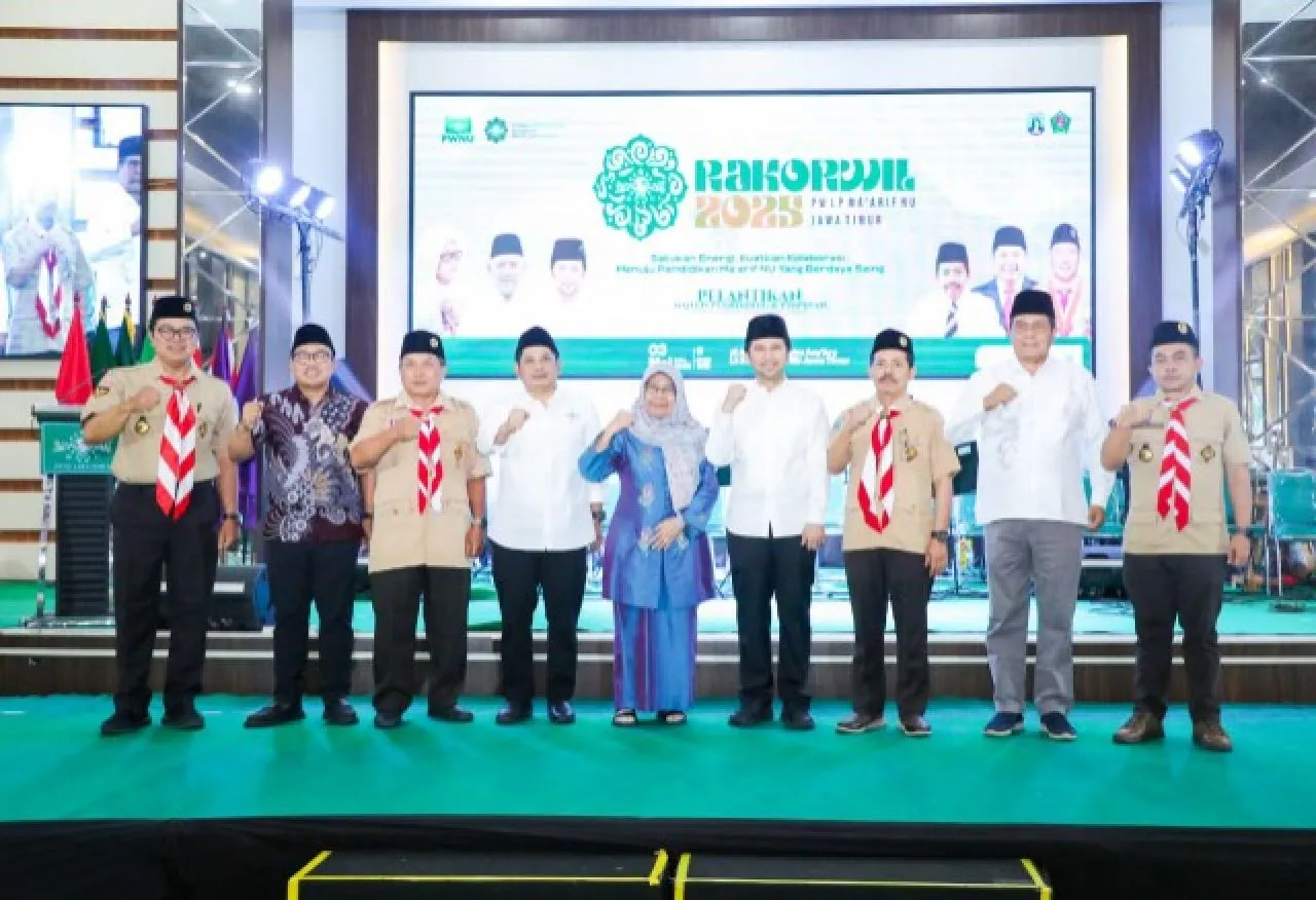 Wagub Jatim Emil: Pemprov Jatim akan Berikan 30 Ribu Beasiswa Murid SMA SMK Swasta se-Jatim