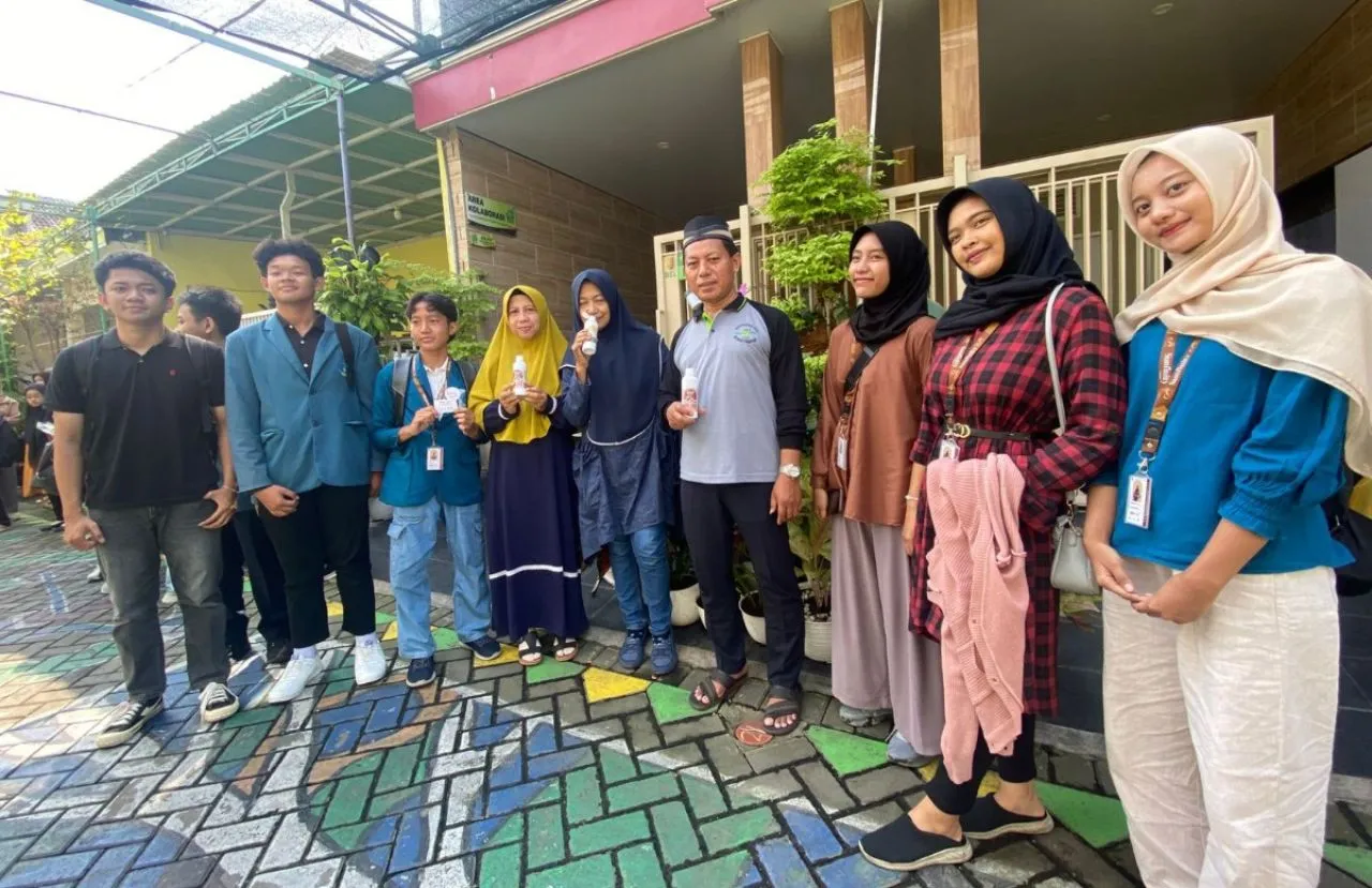 Lerak, Eco Enzim dan Mimpi Hijau: Pelajar Bicara Soal Masa Depan Bumi