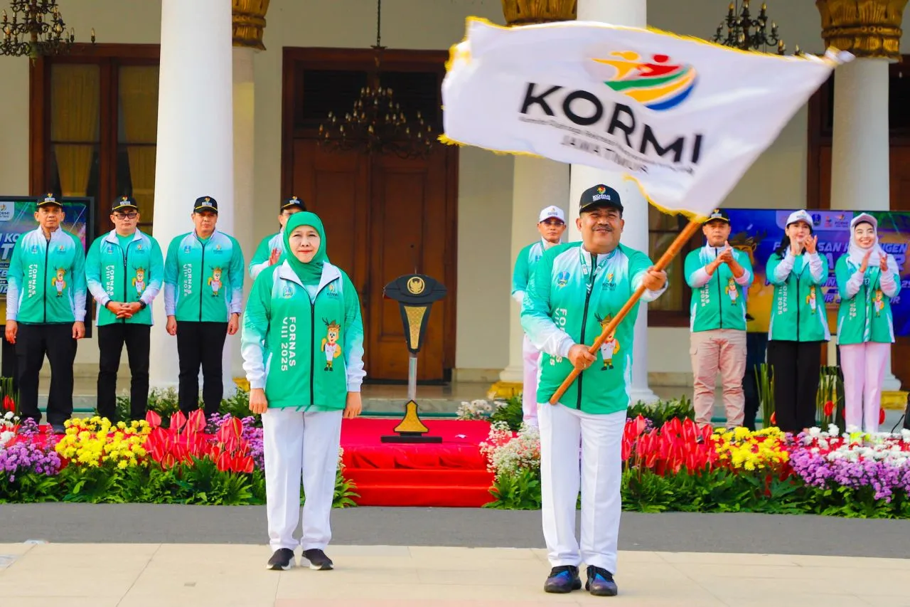 Gubernur Khofifah Lepas Tim KORMI Jatim Berlaga di FORNAS VIII NTB, Diminta Maksimal Rebut Medali