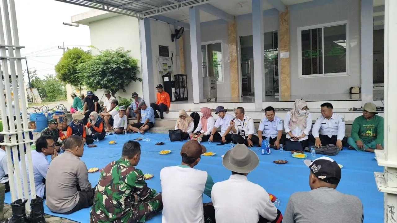 Kadis Pertanian Lamongan Apresiasi Poktan Turi Atasi Penyakit Tanaman Padi 