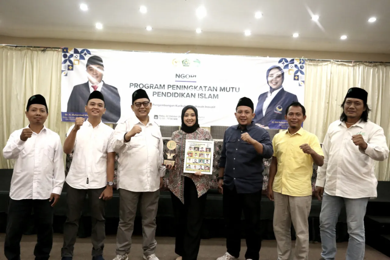Ning Dini Terima Penghargaan Tokoh Muda Nahdliyin 2025, Tegaskan Komitmen untuk Guru Madrasah
